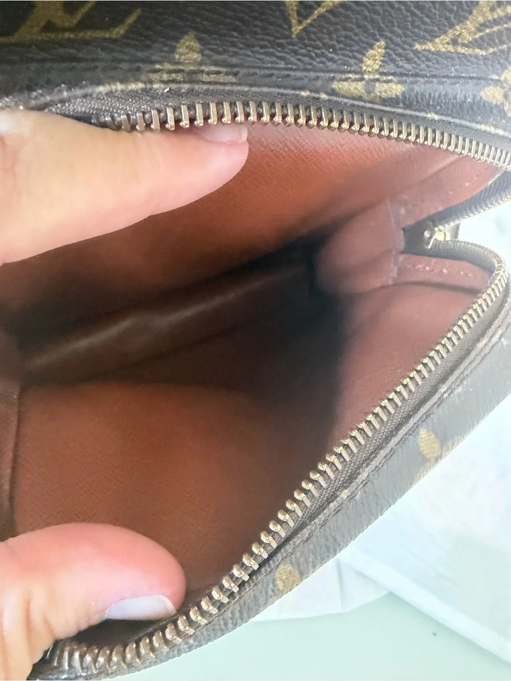 Louis Vuitton Monogram Canvas Crossbody Bag - Brown/Gold